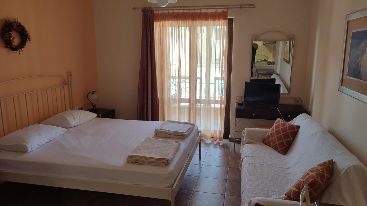 Guesthouse Michobeis Kamarina Luaran gambar